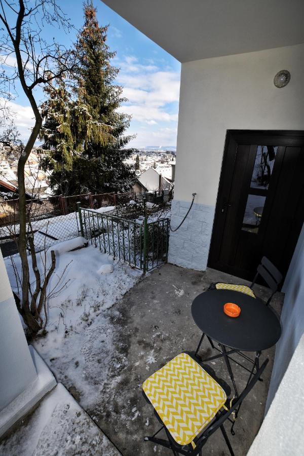 Flori'S Apartment Brașov Exterior foto